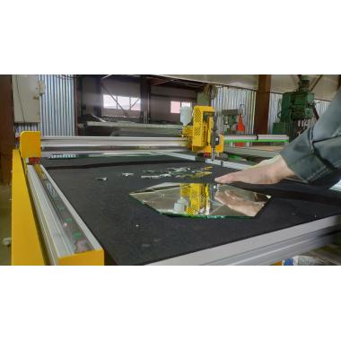  Leopard series glass cutting and slitting equipment 